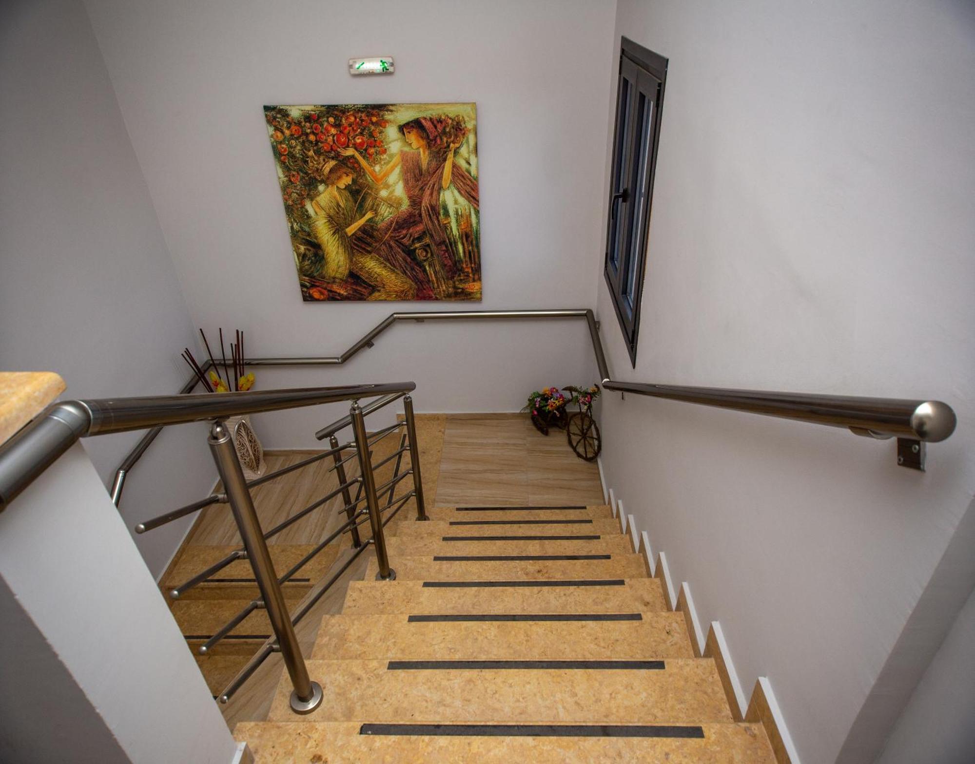 Sea Pearl Luxury Apartments Nea Vrasna Exterior foto