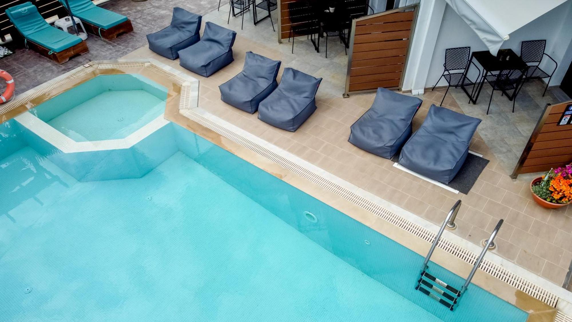 Sea Pearl Luxury Apartments Nea Vrasna Exterior foto